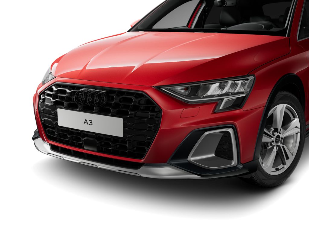 Audi A3 2025 г. Красный, пробег 11557 км