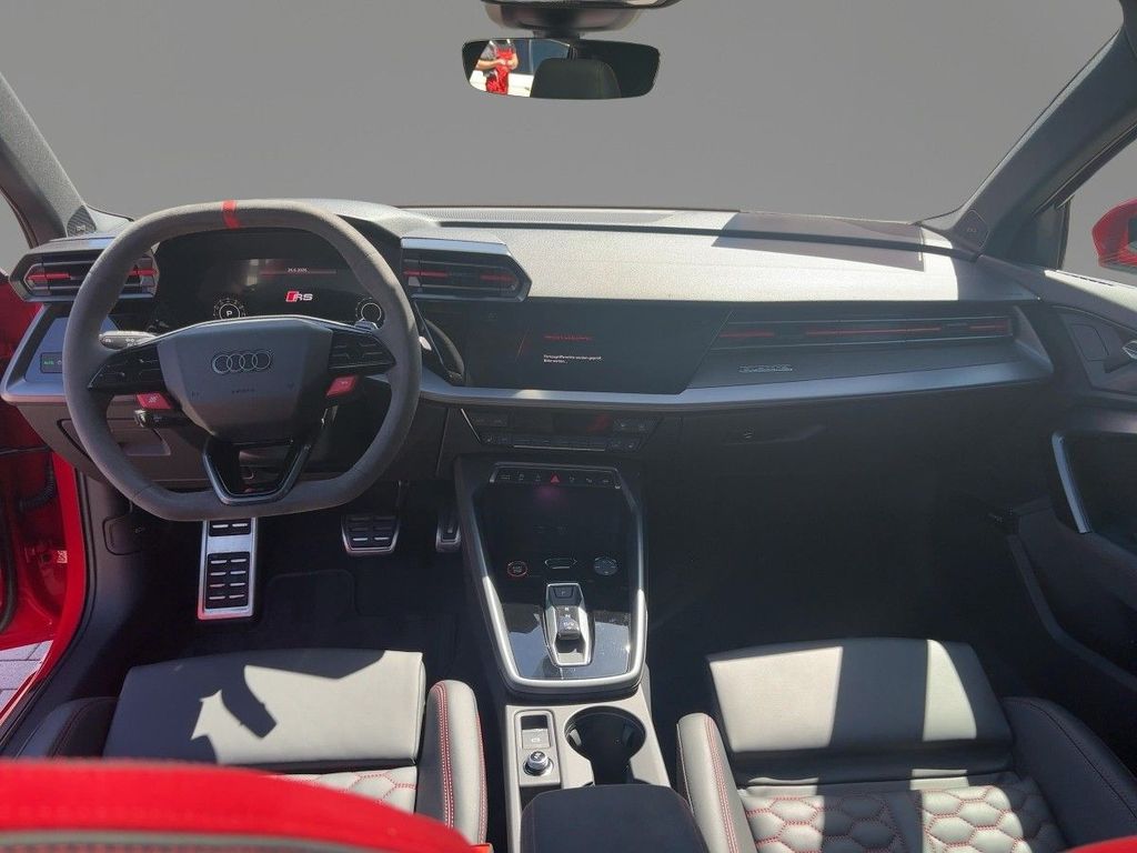 Audi RS3 2025 г. Красный, пробег 3950 км