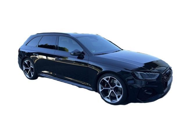 Audi RS4 2023 г. Чёрный, пробег 38990 км