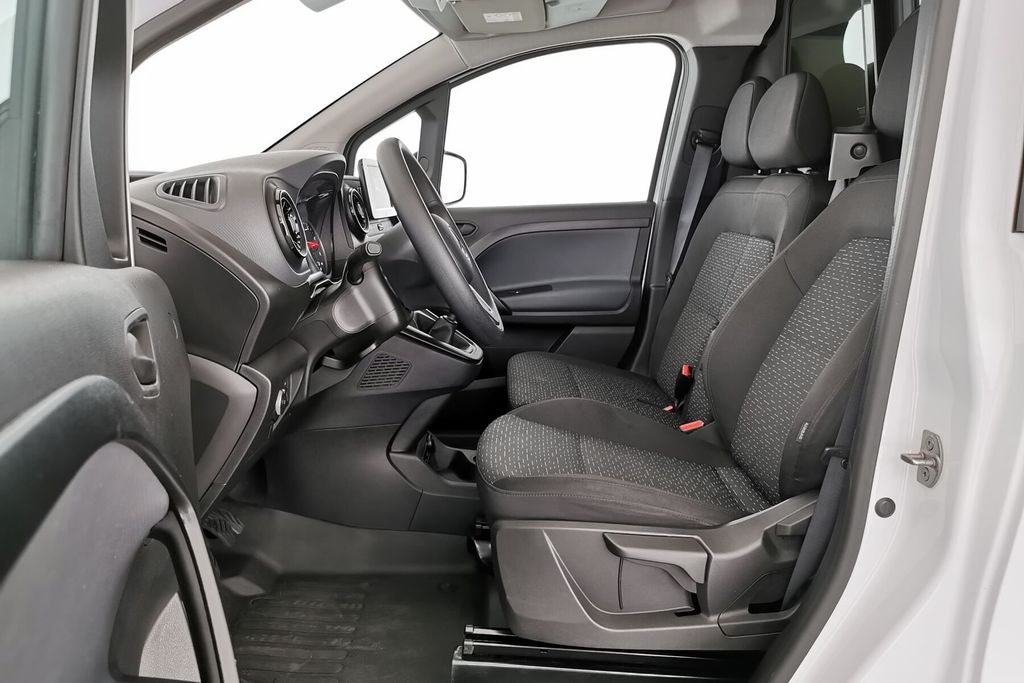 Mercedes-Benz Citan 2024 г. Белый, пробег 21079 км