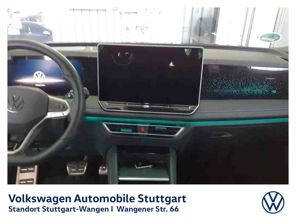 Volkswagen Tiguan 2024 г. Серый, пробег 21282 км