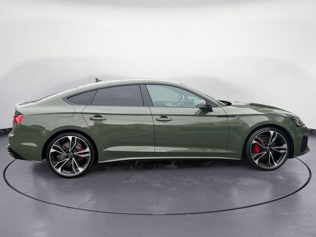 Audi A5 2024 г. Зелёный, пробег 59926 км