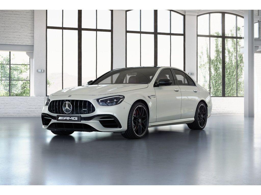 Mercedes-Benz E 63 AMG 2023 г. Белый, пробег 52901 км