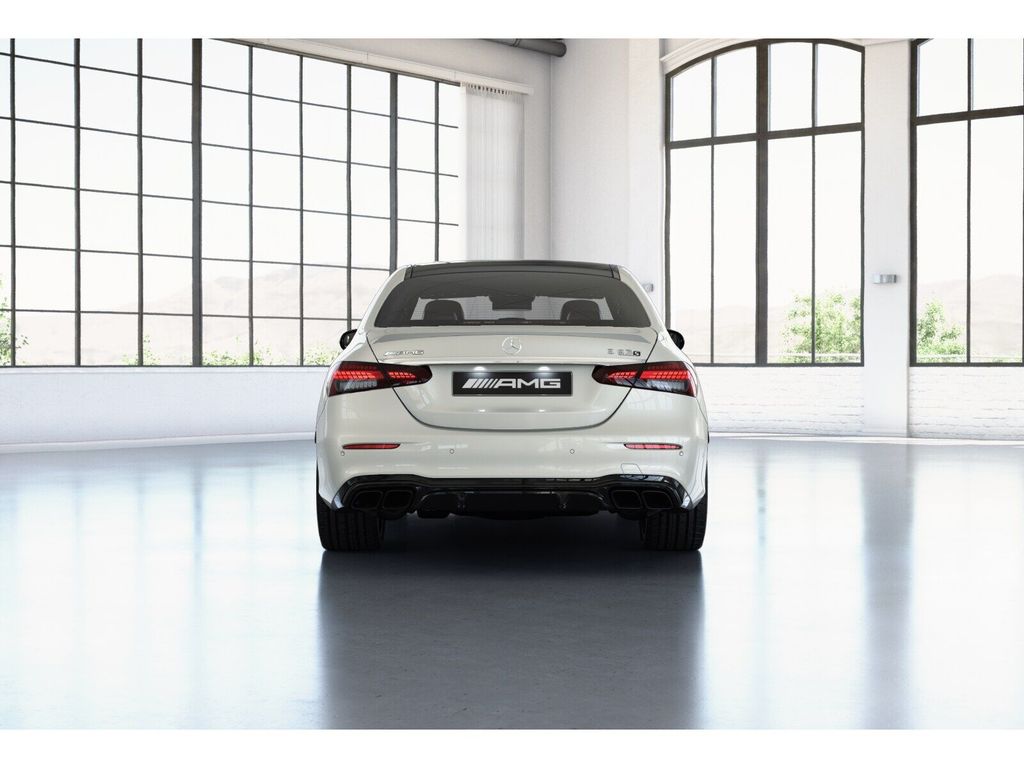 Mercedes-Benz E 63 AMG 2023 г. Белый, пробег 52901 км