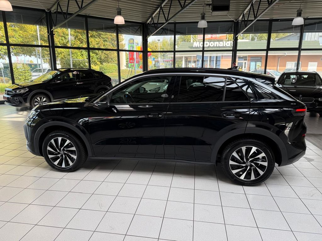Volkswagen T-Roc 2026 г. Чёрный, пробег 30997 км