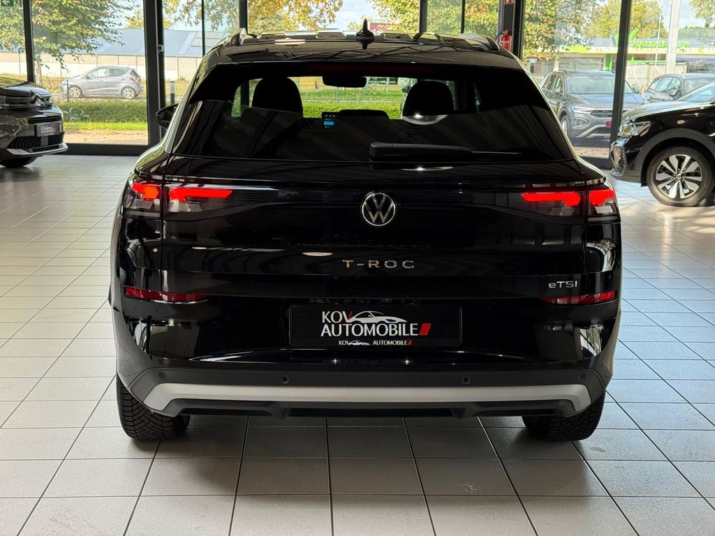 Volkswagen T-Roc 2026 г. Чёрный, пробег 30997 км