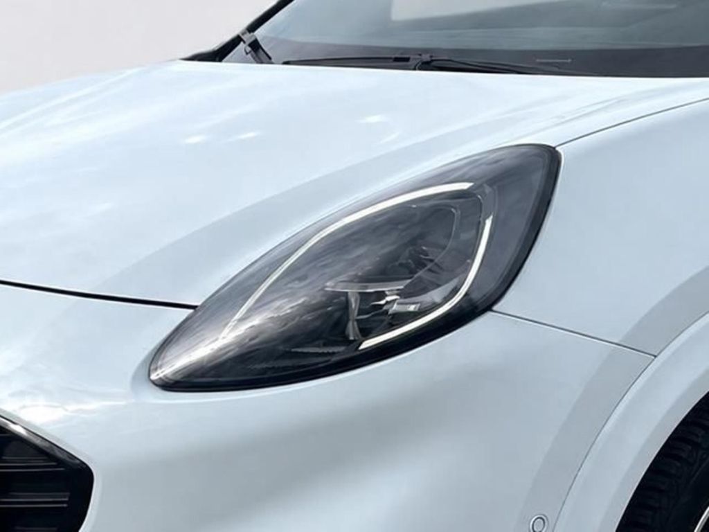Ford Puma 2022 г. Белый, пробег 49707 км