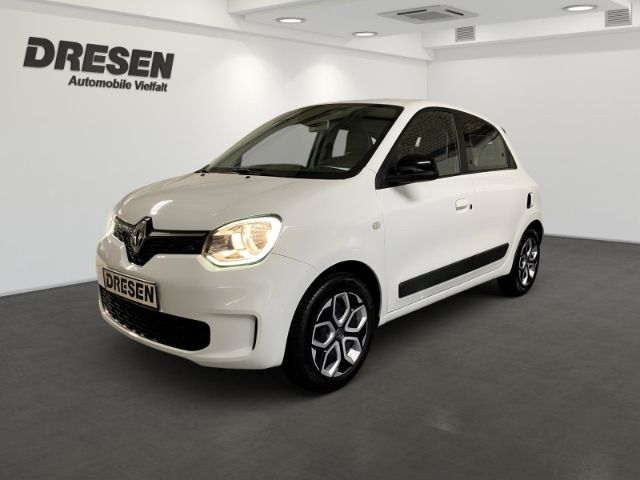 Renault Twingo 2022 г. Белый, пробег 56082 км