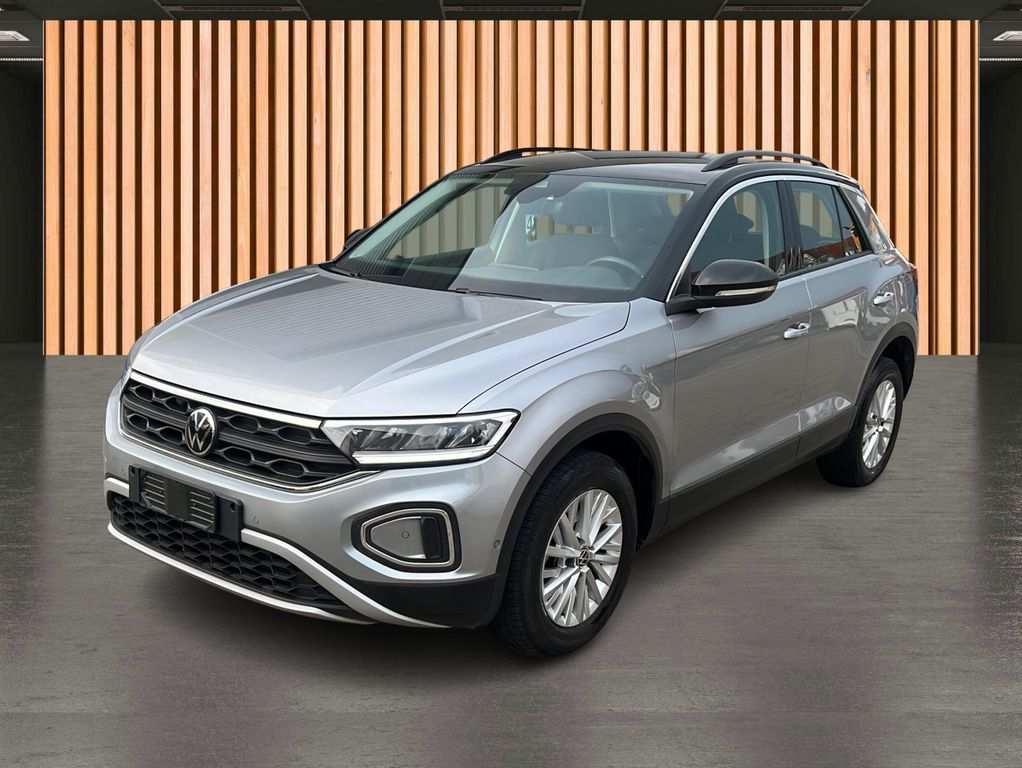 Volkswagen T-Roc 2023 г. Серебристый, пробег 42885 км