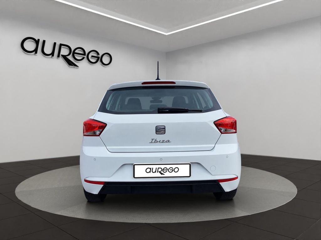 SEAT Ibiza 2023 г. Белый, пробег 47473 км
