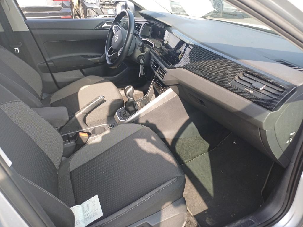 Volkswagen Taigo 2022 г. Серебристый, пробег 44049 км