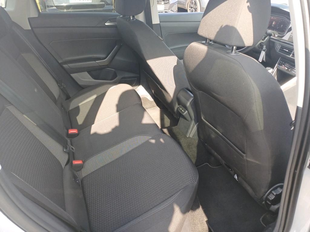 Volkswagen Taigo 2022 г. Серебристый, пробег 44049 км