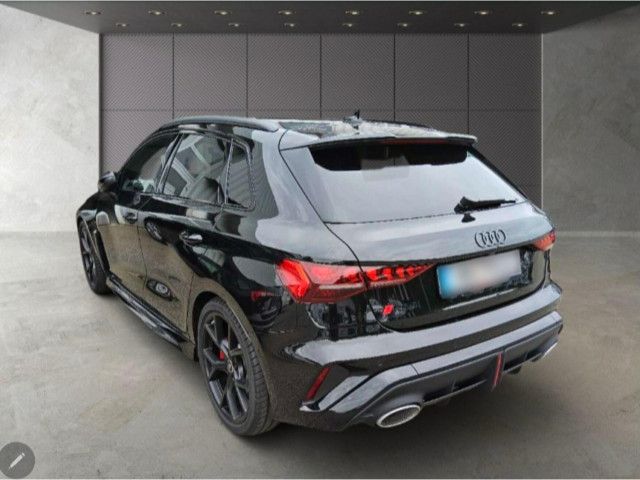 Audi RS3 2025 г. Чёрный, пробег 15500 км