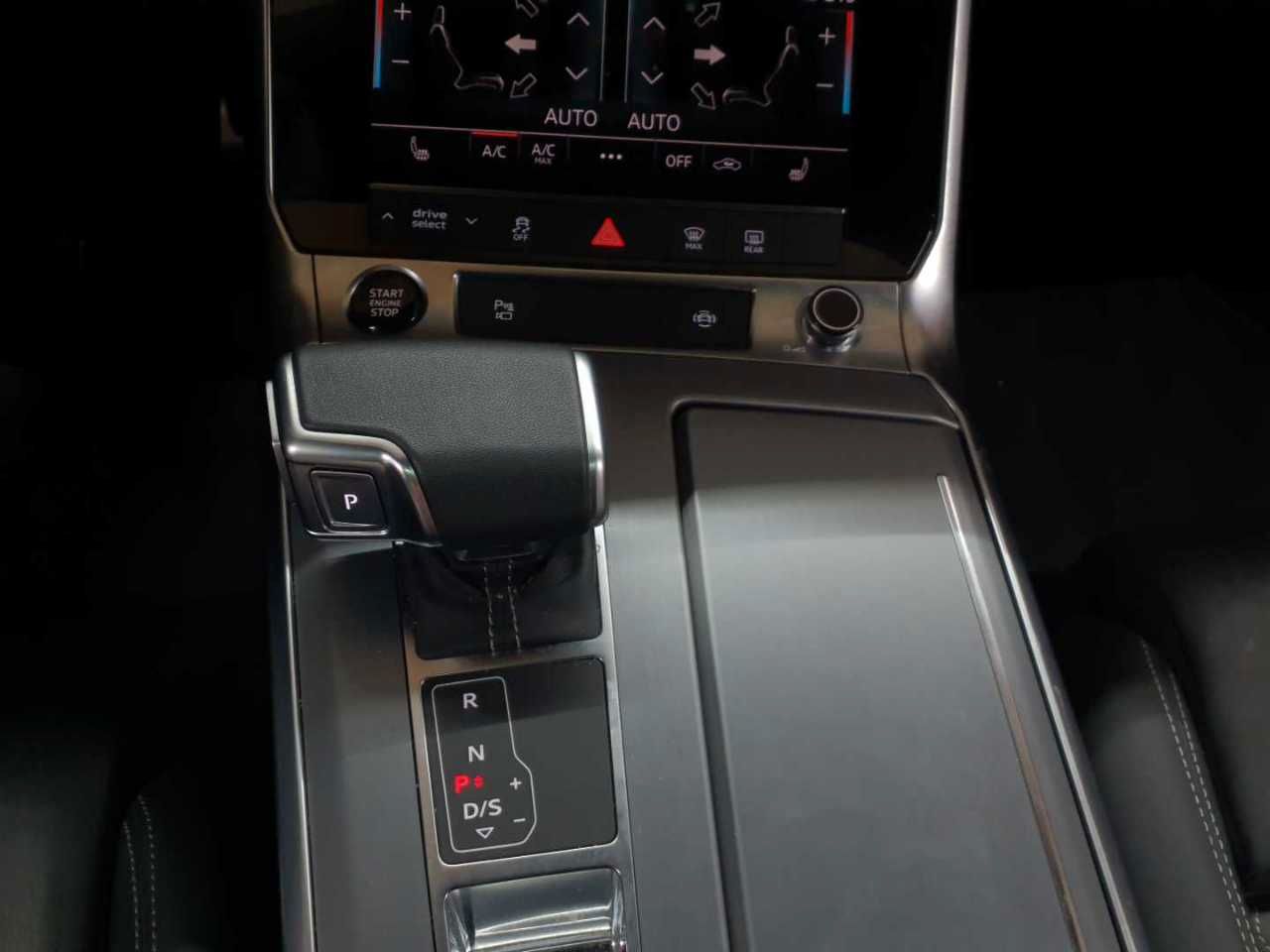 Audi A7 2023 г. Чёрный, пробег 47921 км