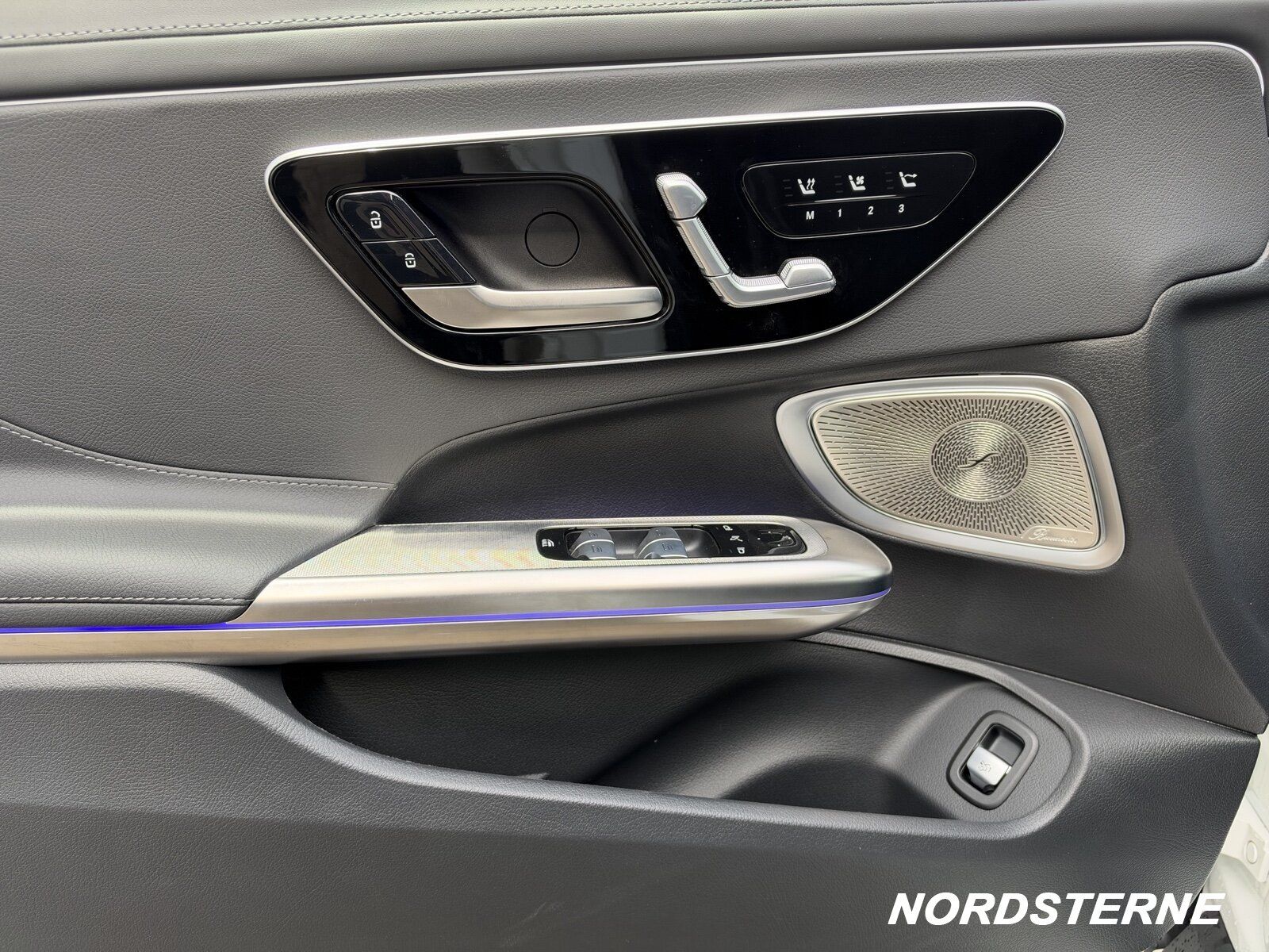 Mercedes-Benz CLE 220 2024 г. Белый, пробег 4973 км
