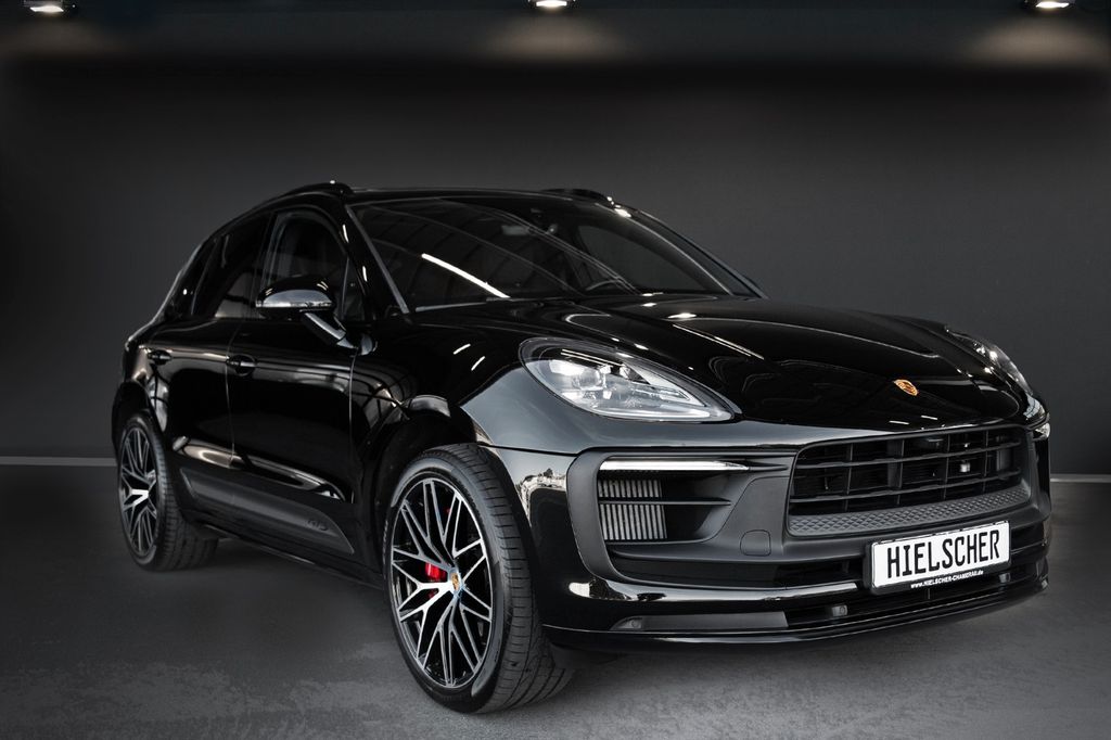 Porsche Macan 2023 г. Чёрный, пробег 59600 км