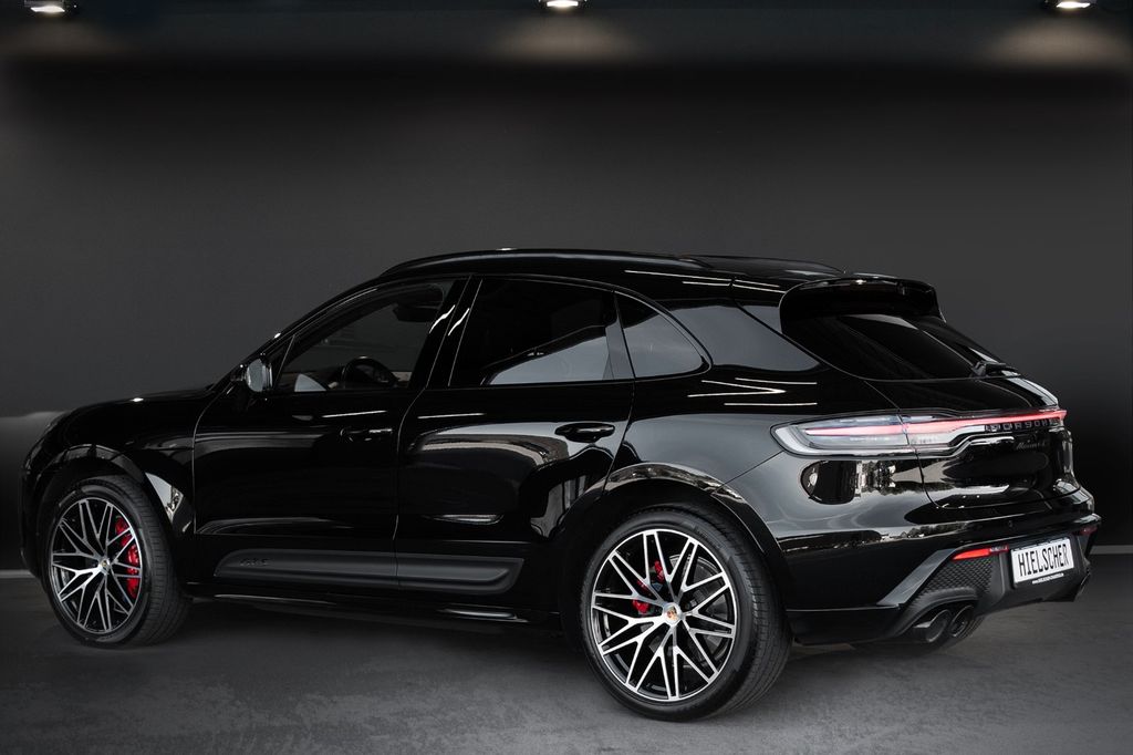 Porsche Macan 2023 г. Чёрный, пробег 59600 км