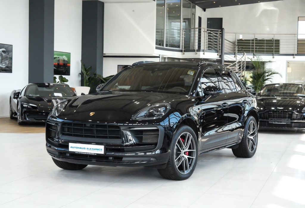 Porsche Macan 2022 г. Чёрный, пробег 53505 км