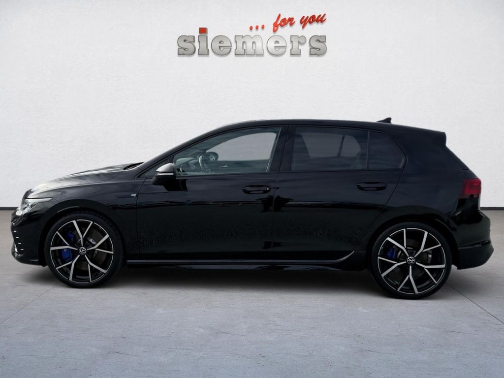Volkswagen Golf 2023 г. Чёрный, пробег 51879 км
