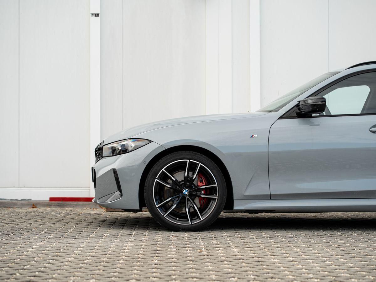 BMW M340I 2026 г. Серый, пробег 22490 км