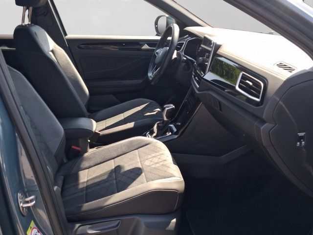 Volkswagen T-Roc 2023 г. Синий, пробег 38267 км