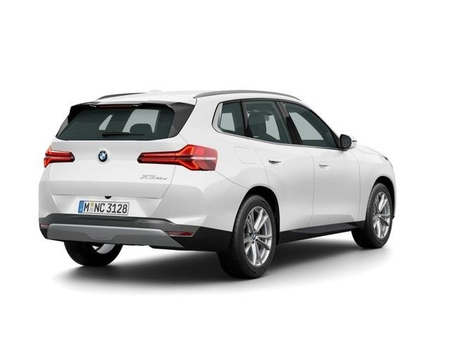 BMW X3 2026 г. Белый, пробег 11746 км