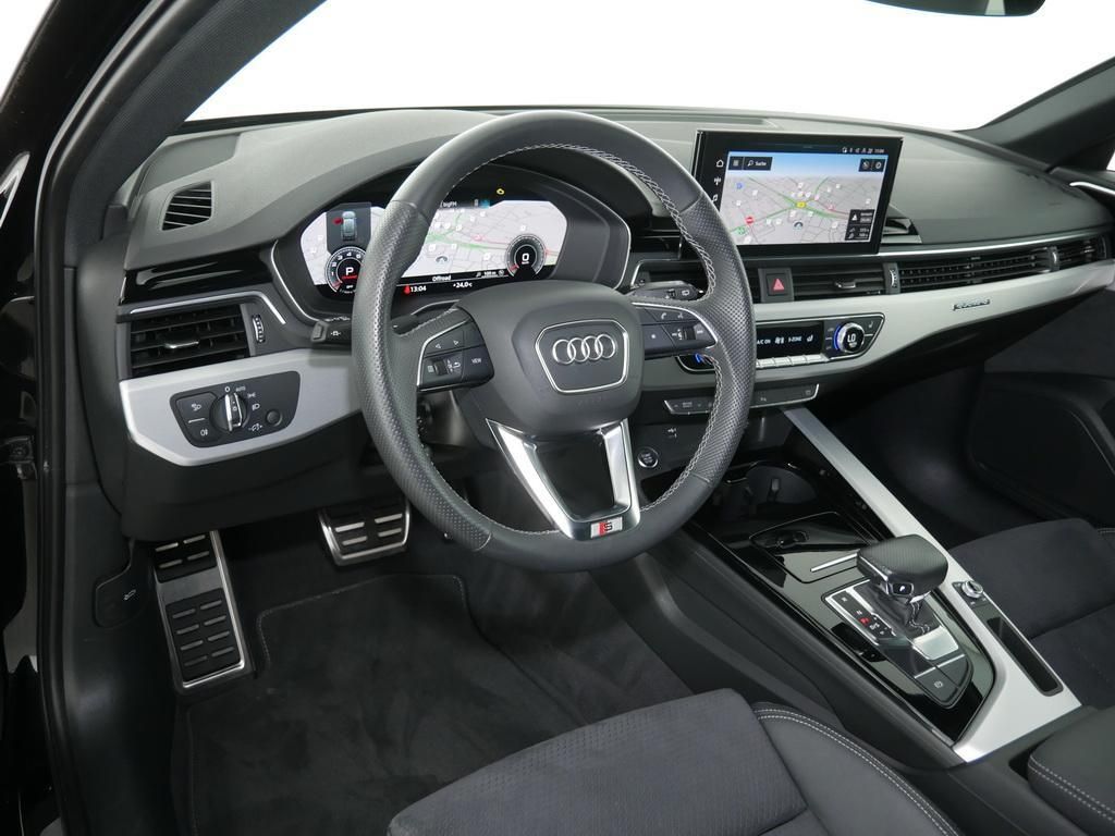 Audi A4 2023 г. Чёрный, пробег 49630 км