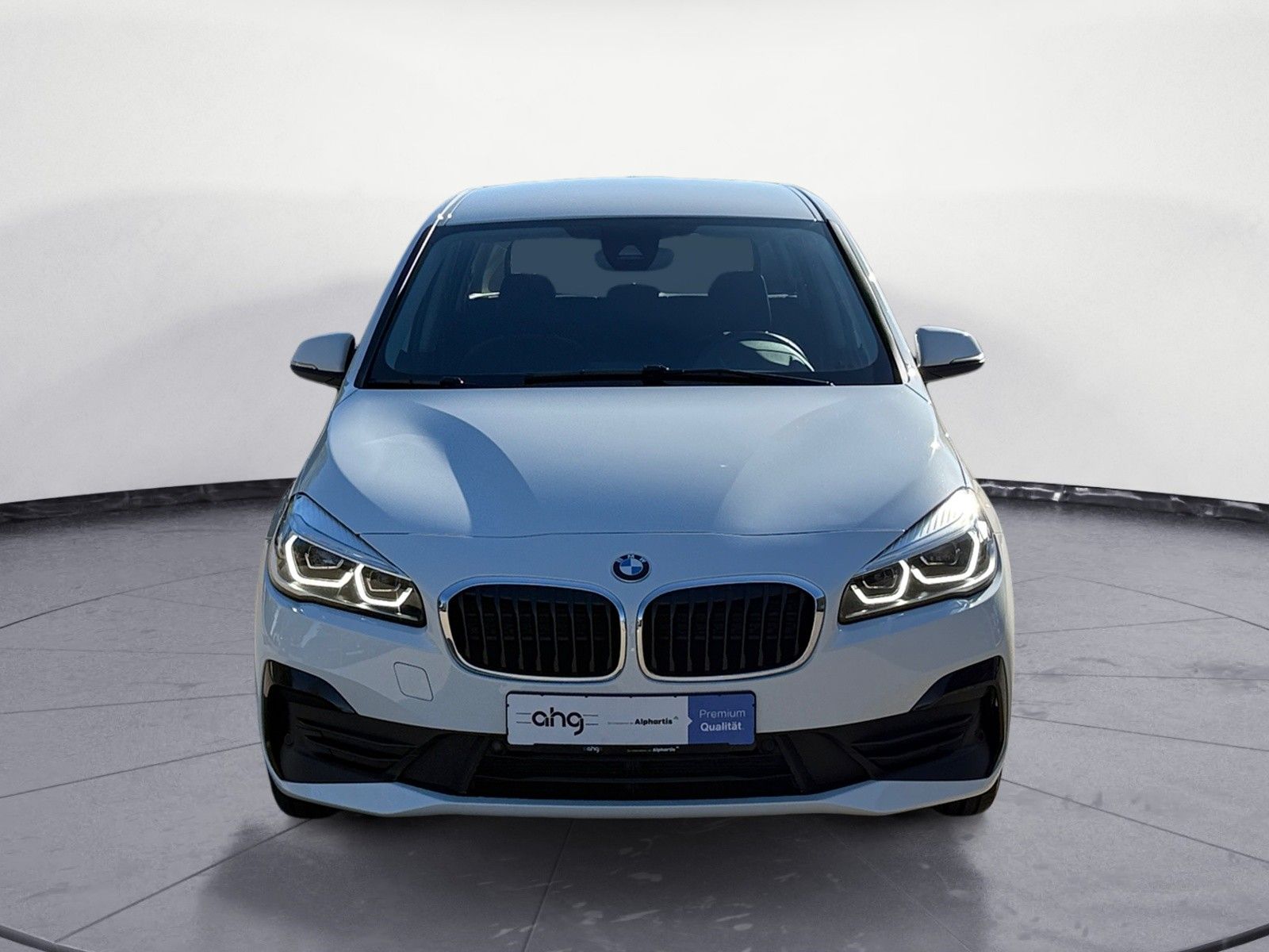 BMW 218 GRAN TOURER 2022 г. Белый, пробег 44846 км