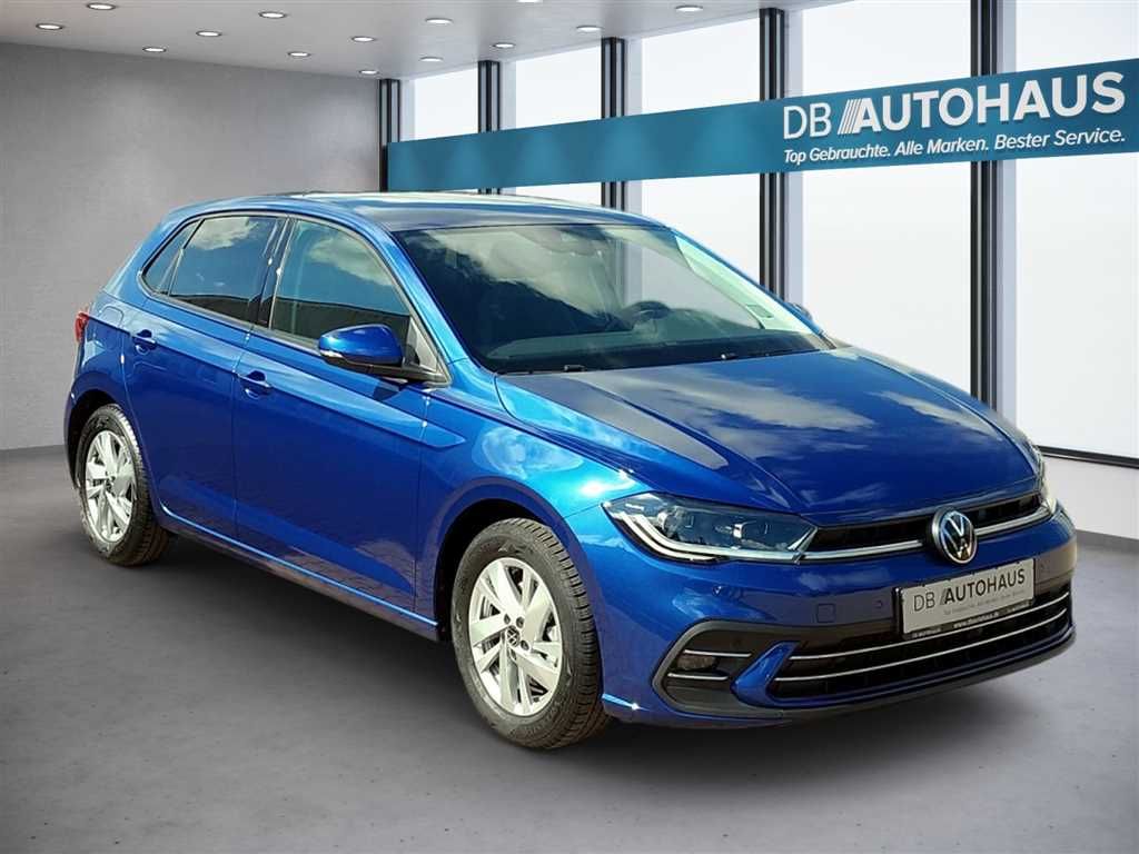Volkswagen Polo 2024 г. Синий, пробег 28040 км
