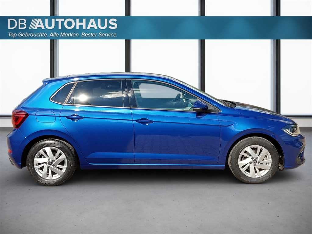 Volkswagen Polo 2024 г. Синий, пробег 28040 км