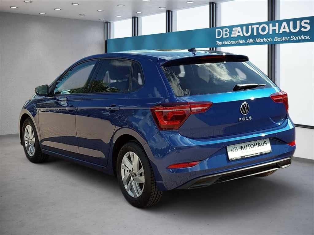 Volkswagen Polo 2024 г. Синий, пробег 28040 км