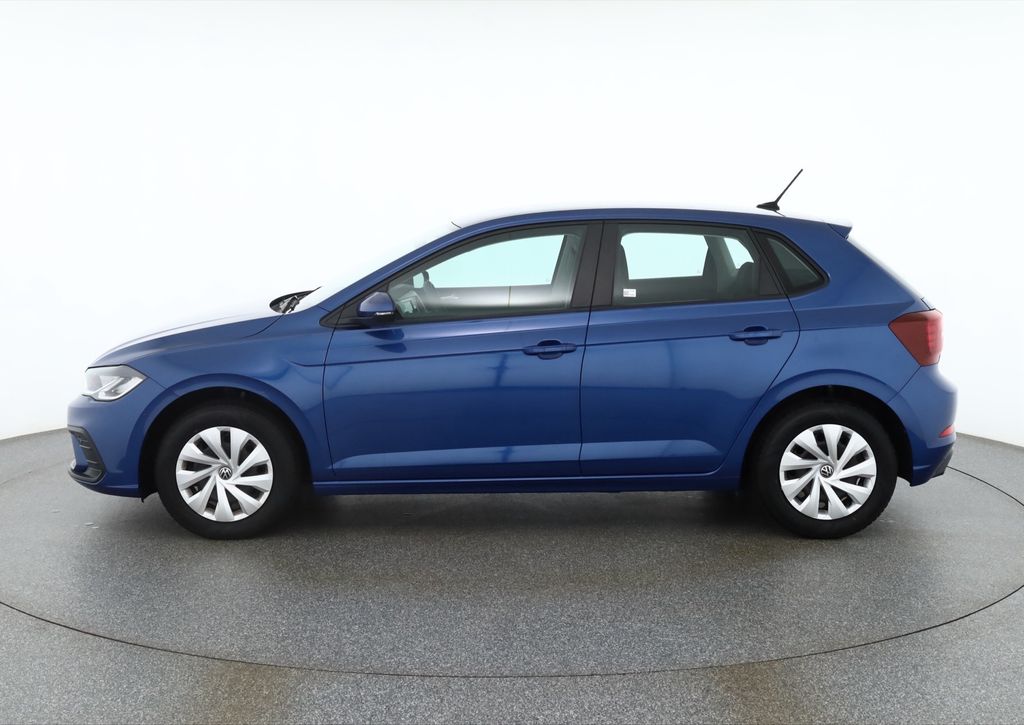 Volkswagen Polo 2023 г. Синий, пробег 22350 км