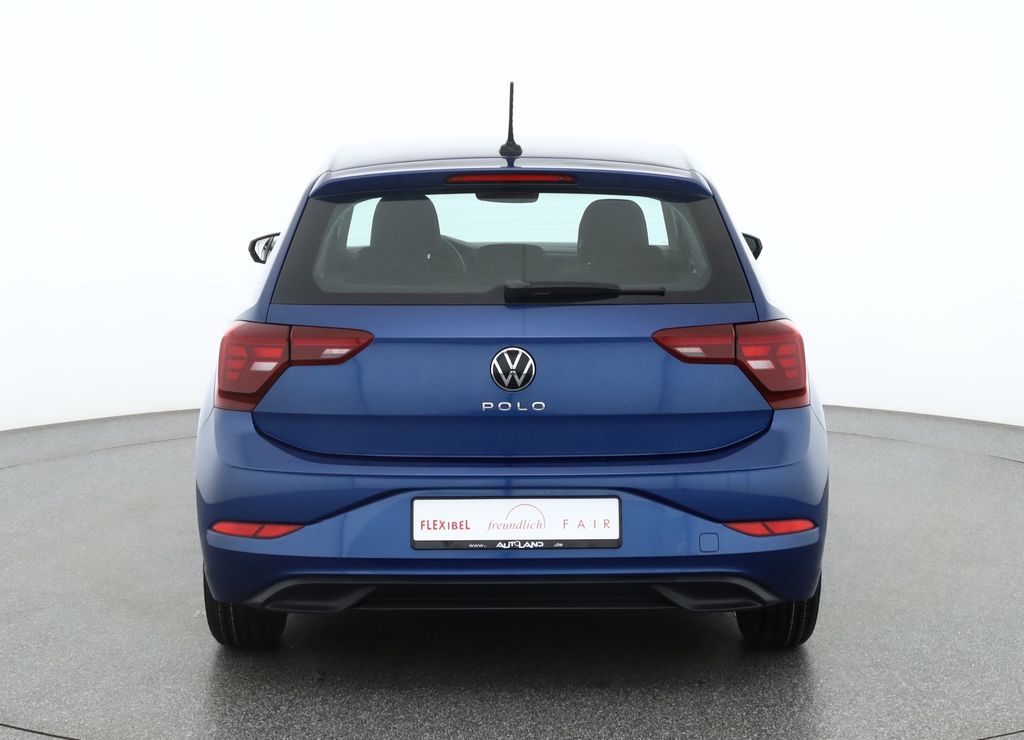Volkswagen Polo 2023 г. Синий, пробег 22350 км