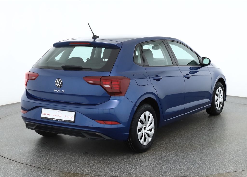 Volkswagen Polo 2023 г. Синий, пробег 22350 км
