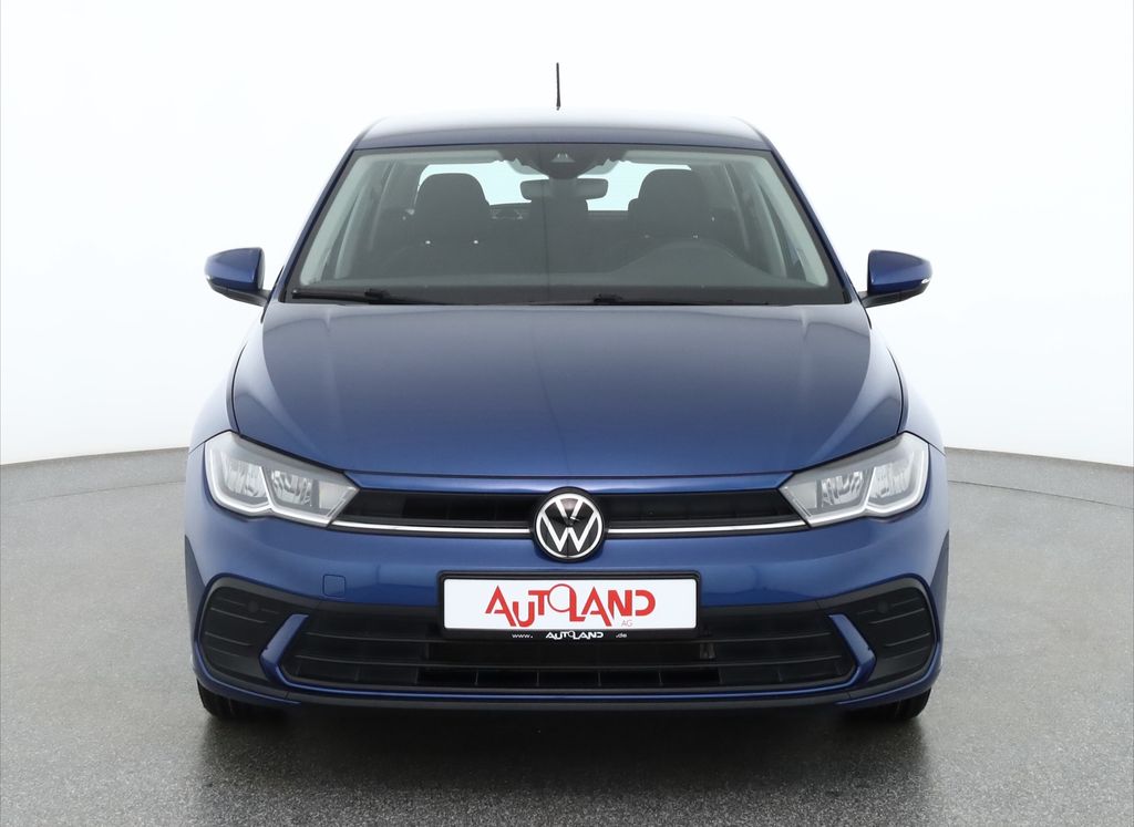 Volkswagen Polo 2023 г. Синий, пробег 22350 км