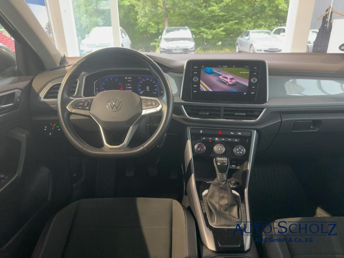 Volkswagen T-Roc 2022 г. Серый, пробег 40750 км