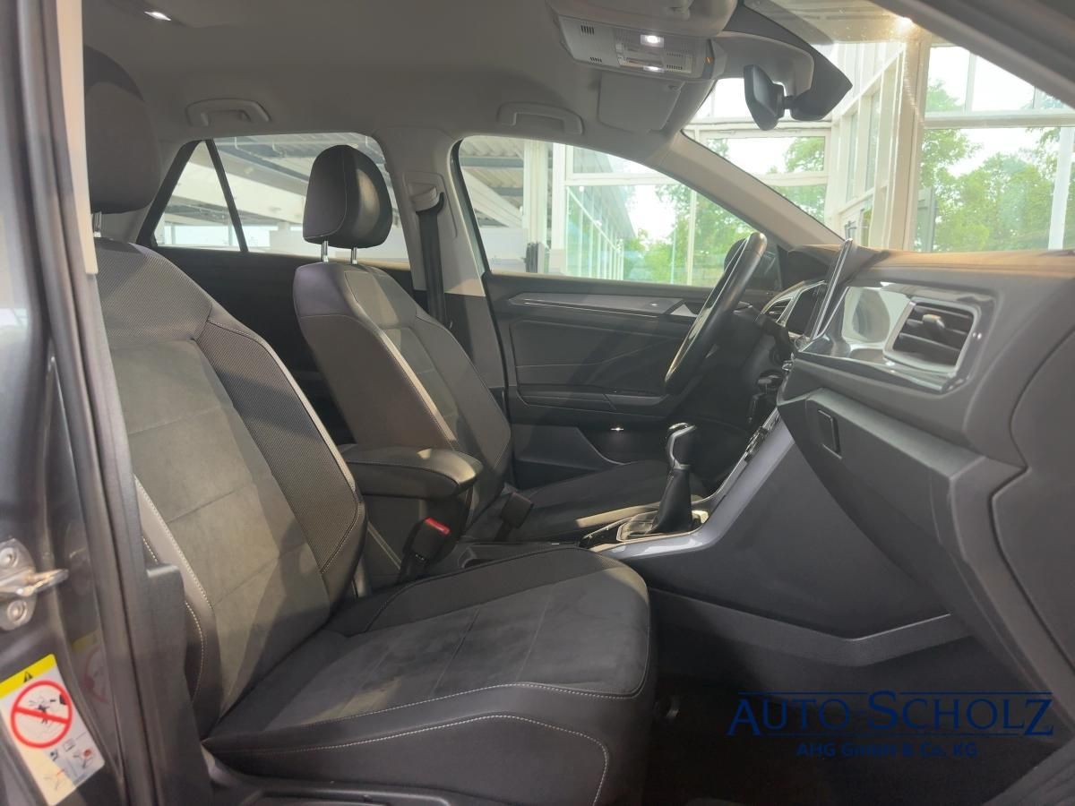 Volkswagen T-Roc 2022 г. Серый, пробег 40750 км