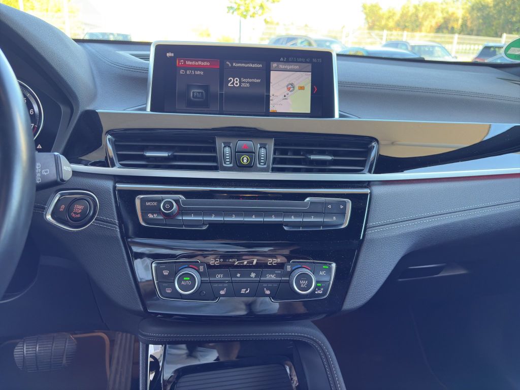 BMW X2 2022 г. Чёрный, пробег 43853 км