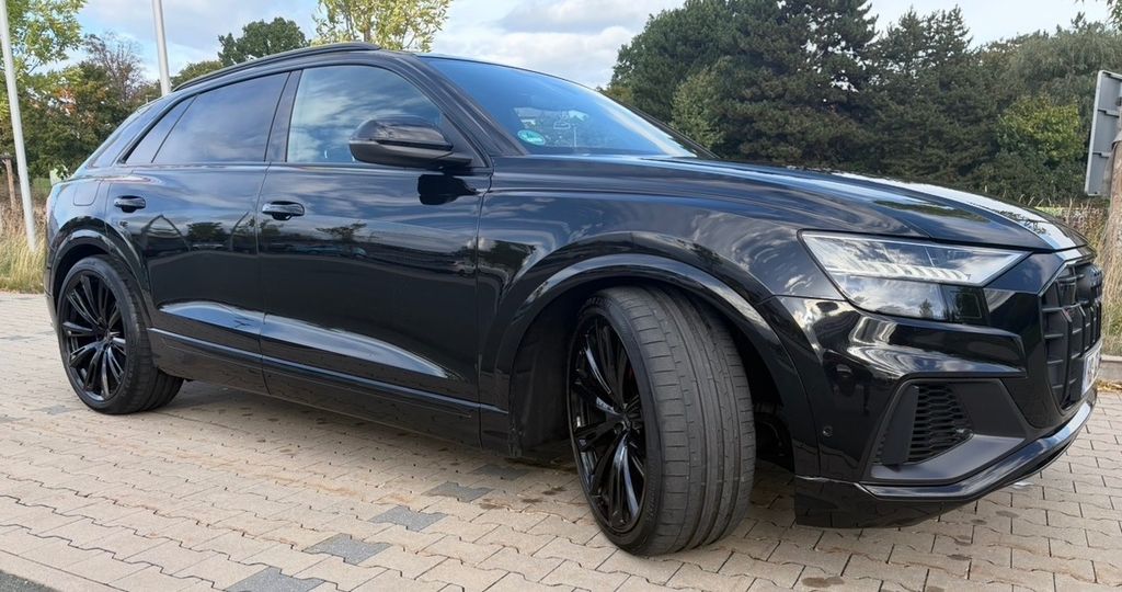 Audi SQ8 2022 г. Чёрный, пробег 47000 км