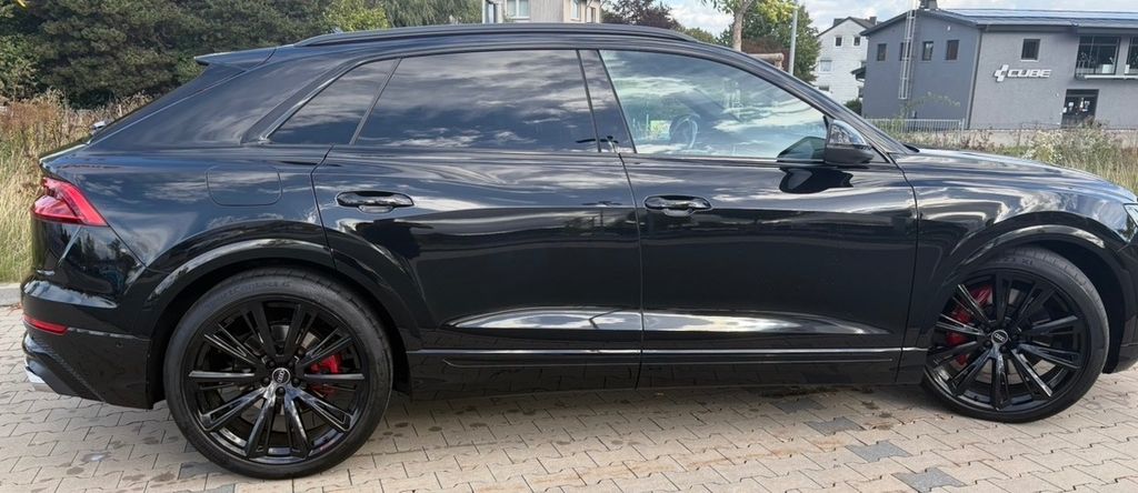 Audi SQ8 2022 г. Чёрный, пробег 47000 км
