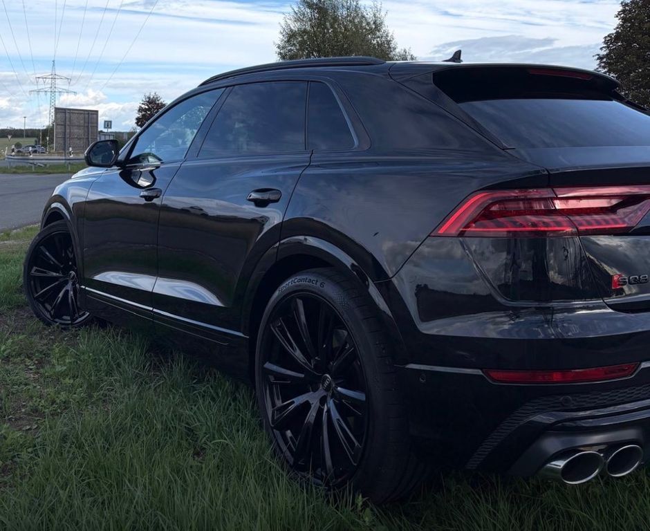 Audi SQ8 2022 г. Чёрный, пробег 47000 км