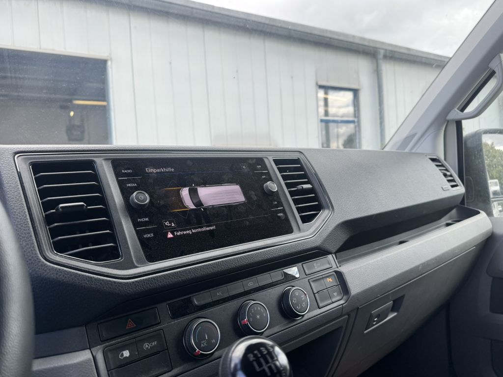 Volkswagen CRAFTER 2022 г. Белый, пробег 42000 км