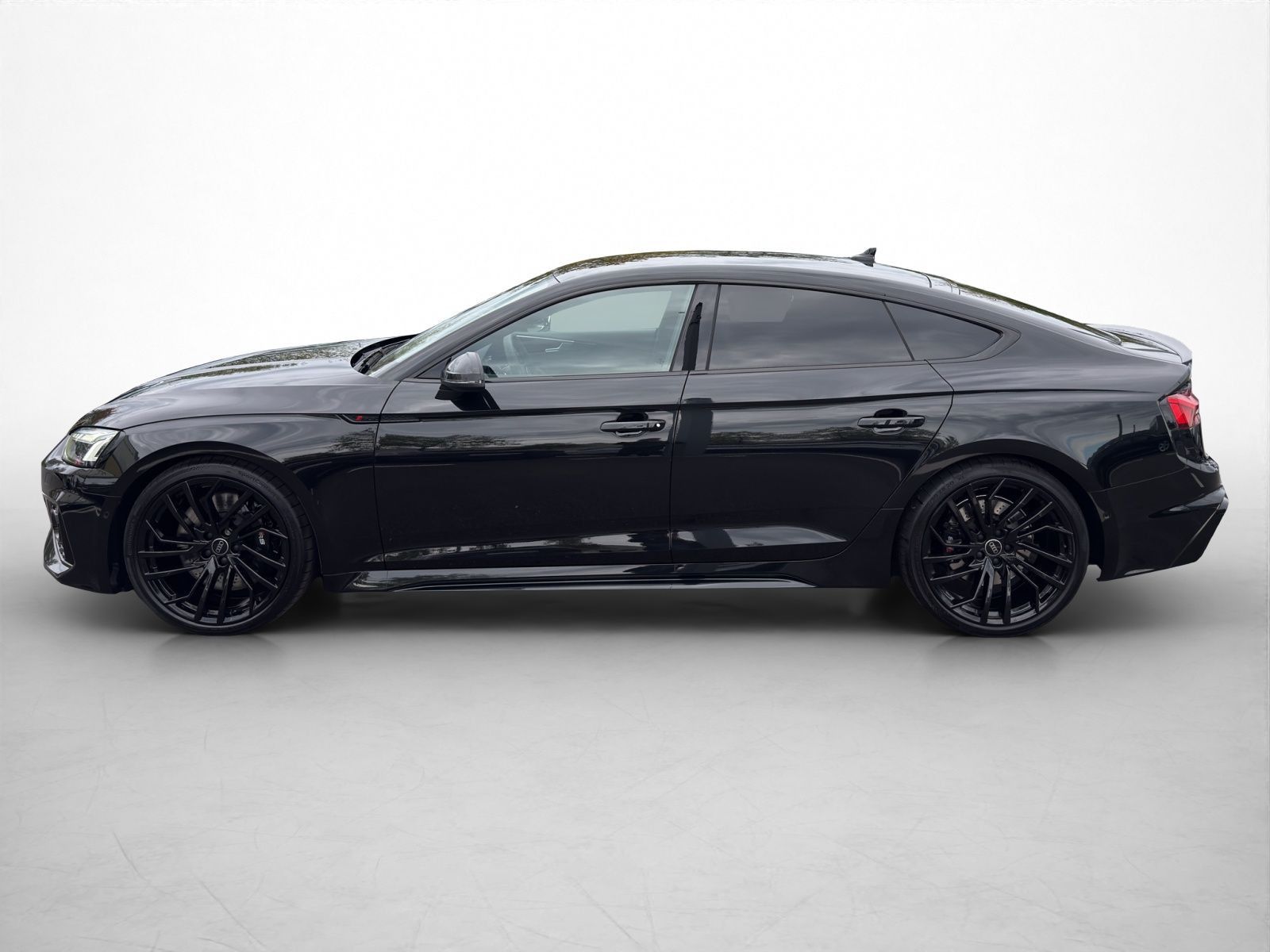 Audi RS5 2024 г. Чёрный, пробег 39850 км