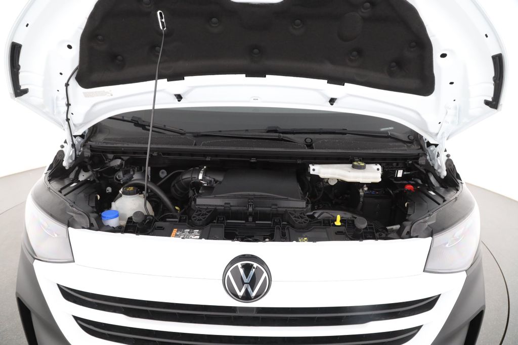 Volkswagen T7 TRANSPORTER 2025 г. Белый, пробег 35485 км