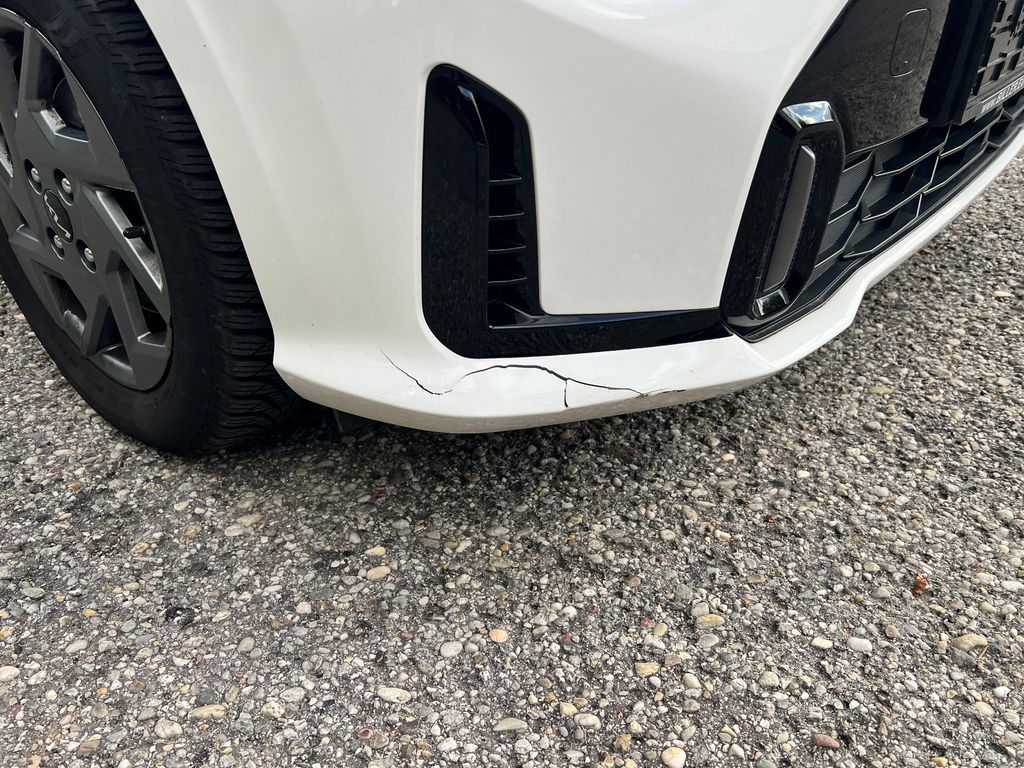 Kia Picanto 2024 г. Белый, пробег 11771 км