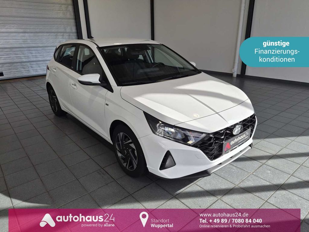 Hyundai i20 2021 г. Белый, пробег 28166 км