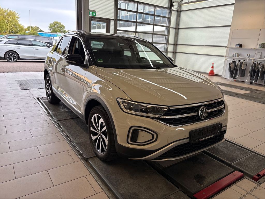 Volkswagen T-Roc 2022 г. Серый, пробег 35430 км