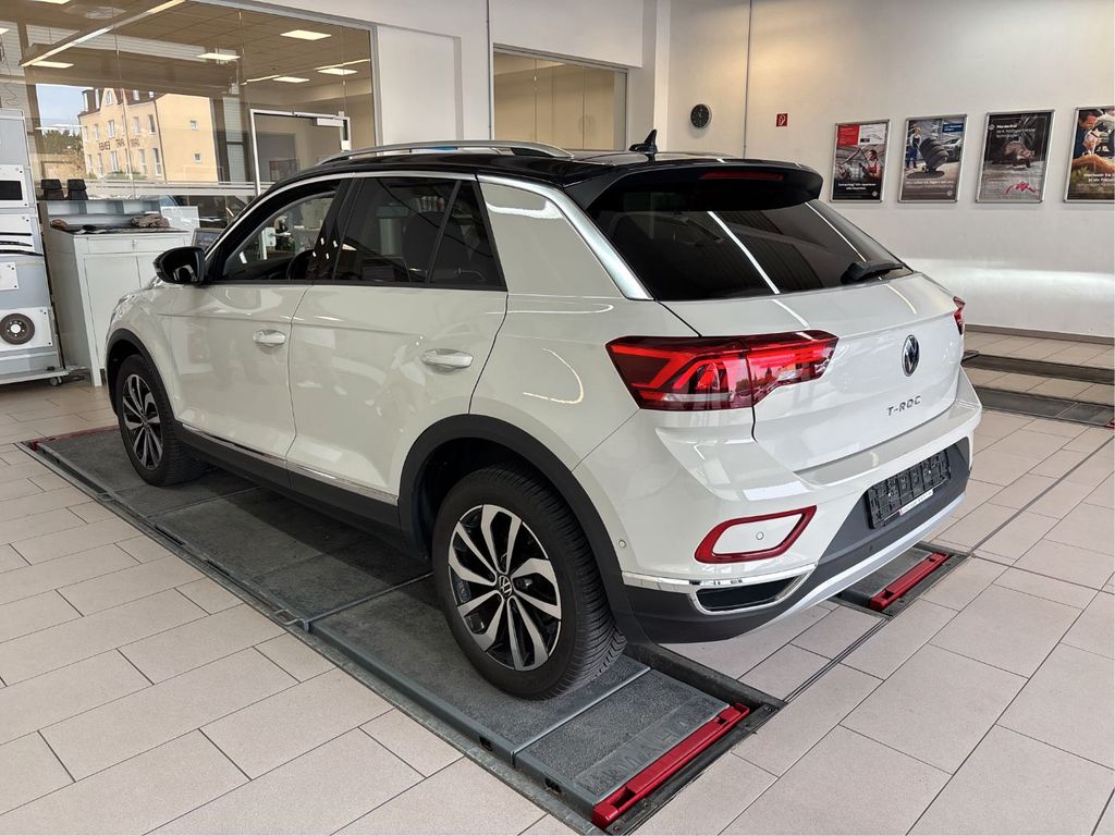 Volkswagen T-Roc 2022 г. Серый, пробег 35430 км