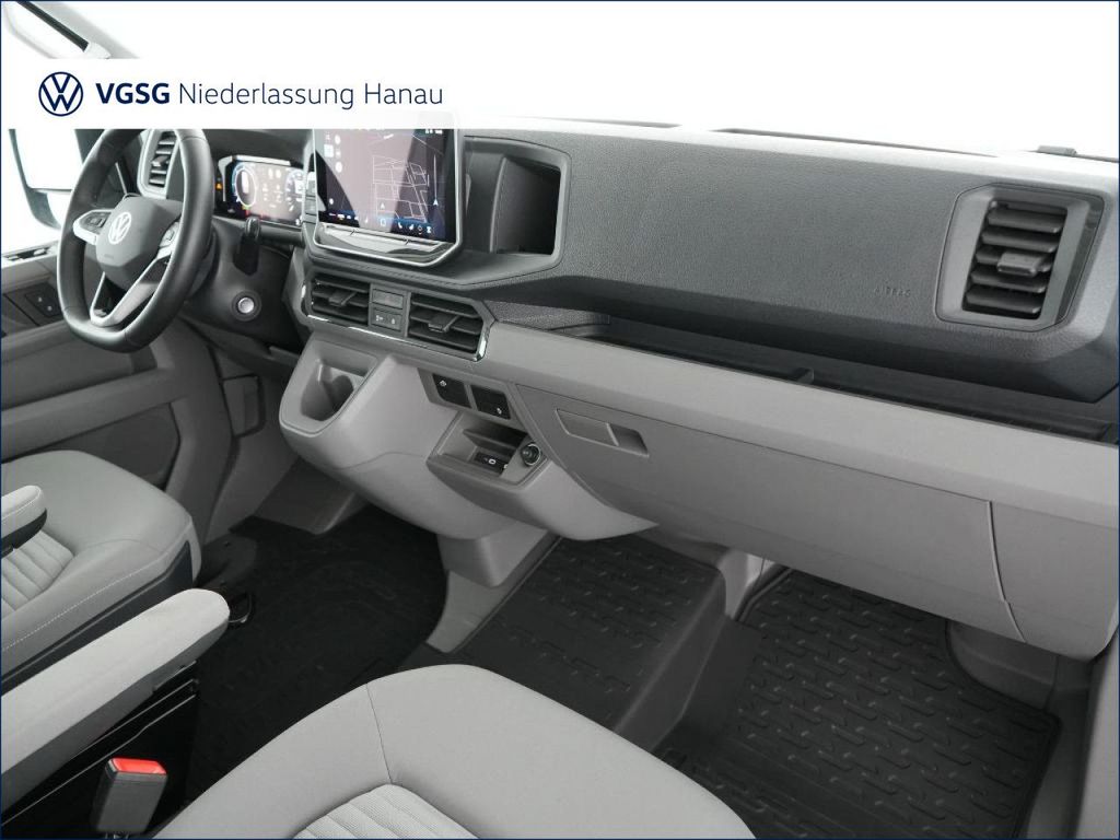 Volkswagen 8 series 2025 г. Серый, пробег 13988 км