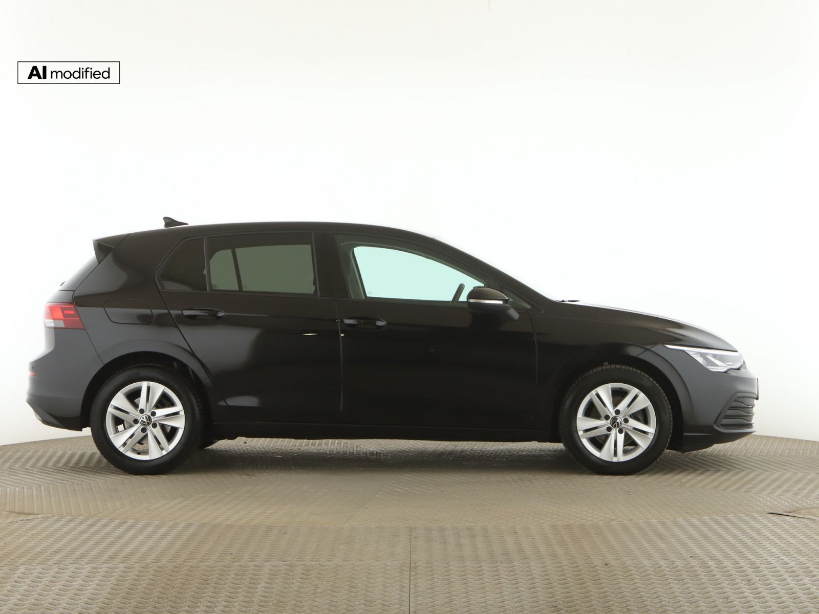 Volkswagen Golf 2022 г. Чёрный, пробег 44886 км